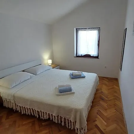 Apartman Lorenca Cres Exterior photo