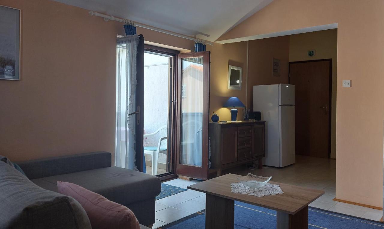 Apartment Lorenca *