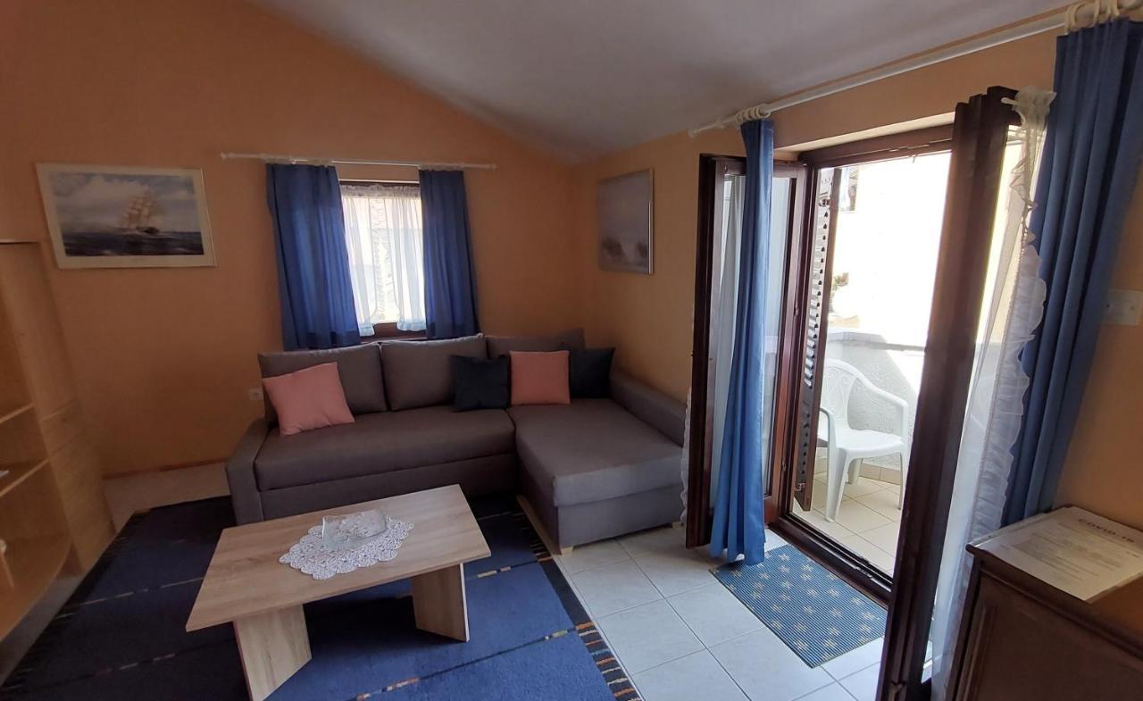 Lorenca Apartment *