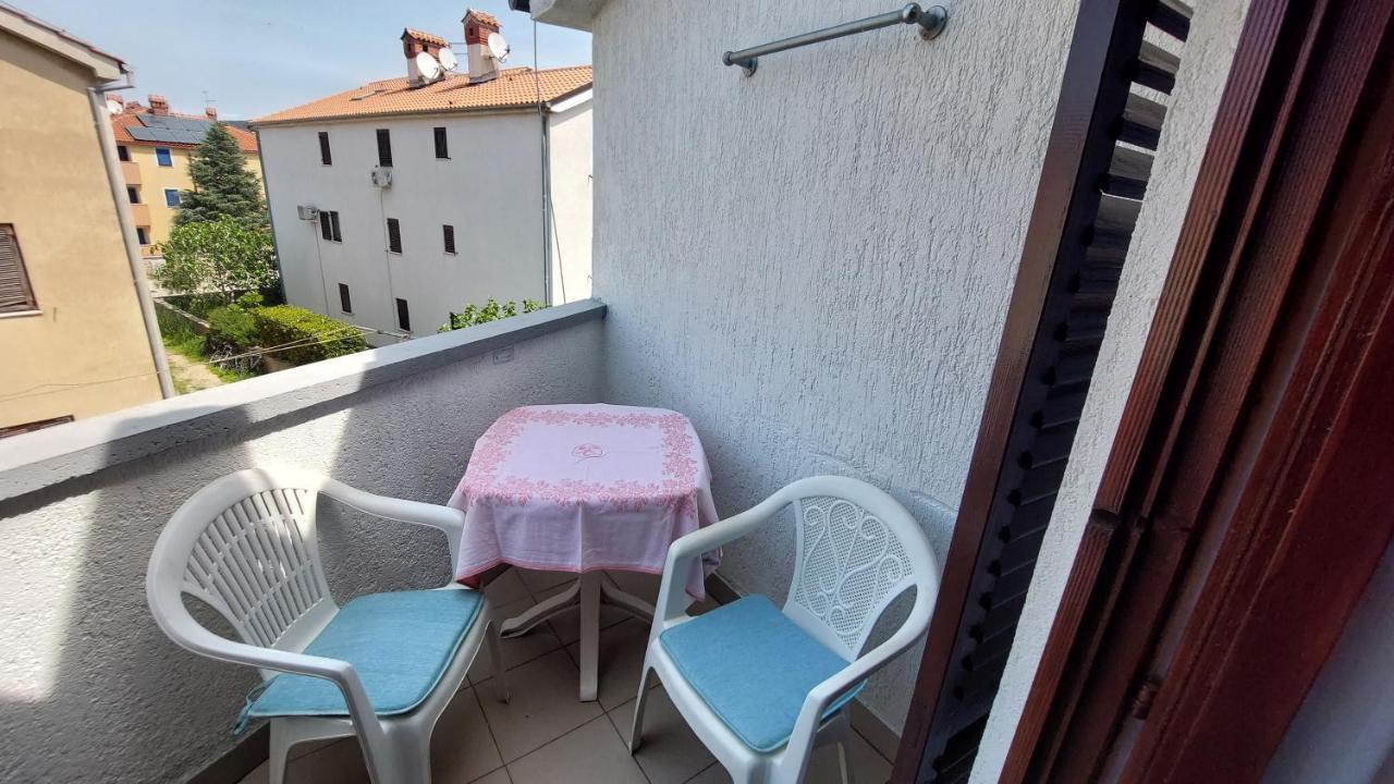 Lorenca Cres